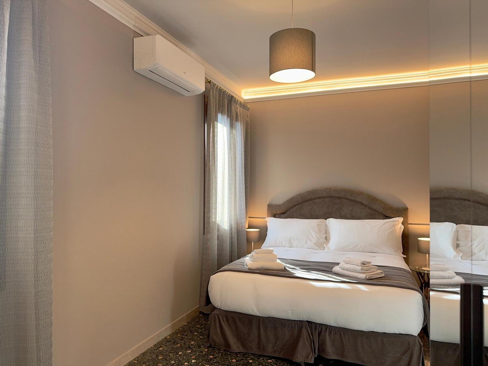 San Vio Palace Luxury Apartments Venedik Dış mekan fotoğraf